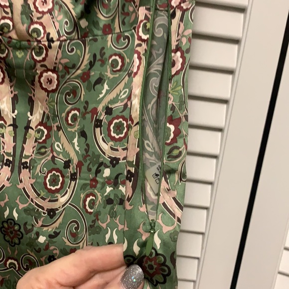 Anthropologie Style silk green art nouveau peasant top. Size M - Picture 6 of 6